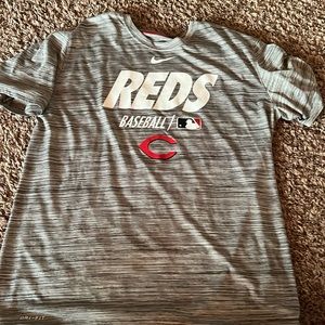 Nike MLB dri-fit tee